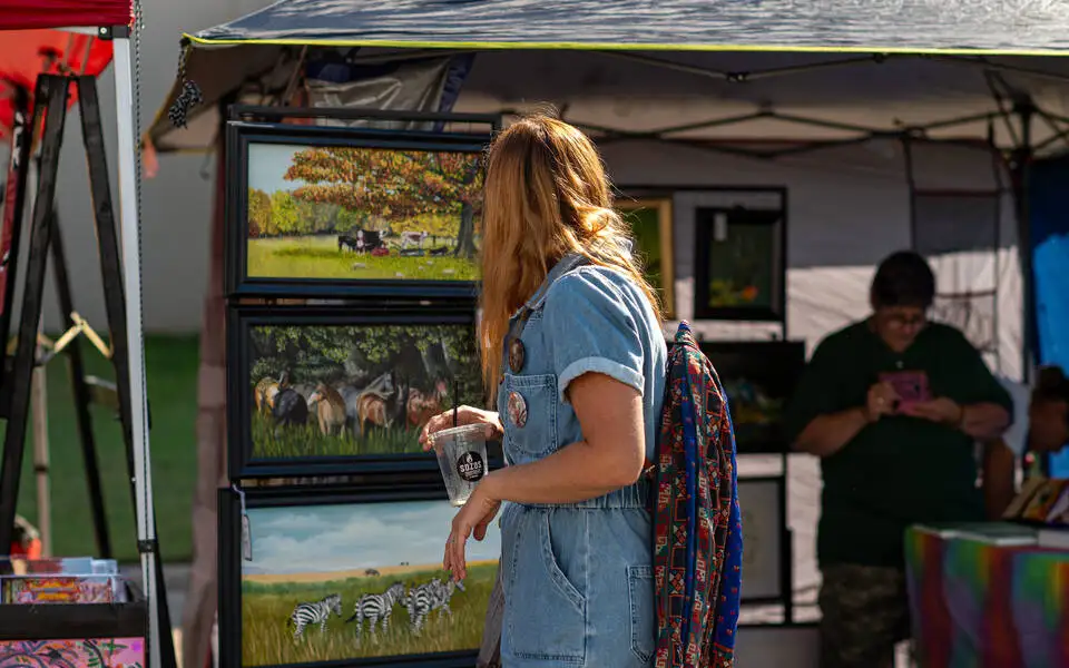 Red Autumn Art Festival