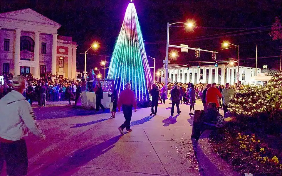 Christmas Market & Tree Lighting