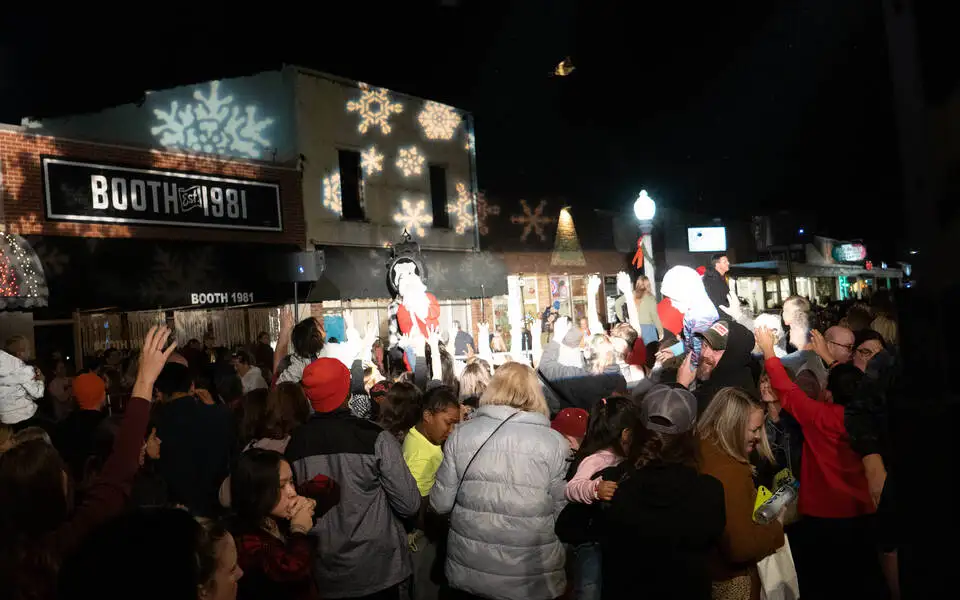 Bethany Hometown Christmas