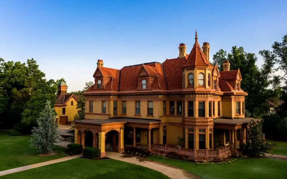 Heritage Hills Historic Home Tour