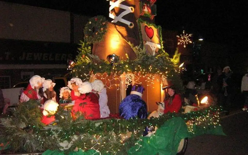 Grove Lighted Christmas Parade