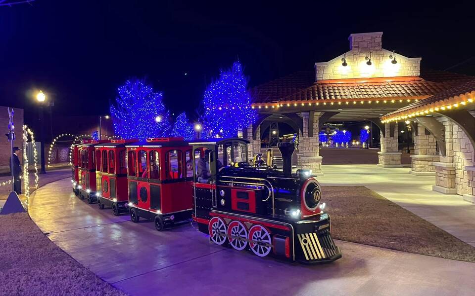 Depot Green Christmas Train