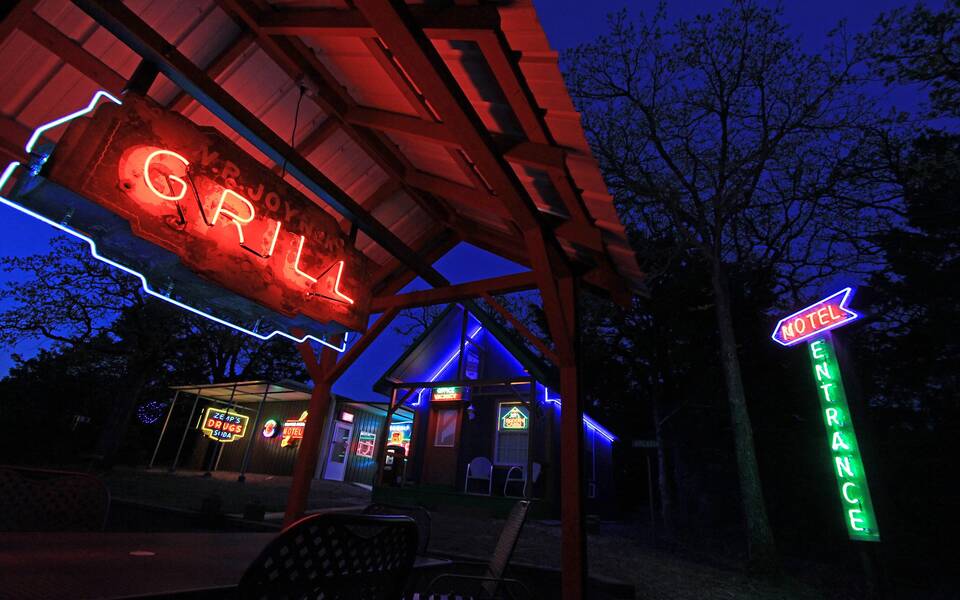 Arcadia Route 66 Neonfest